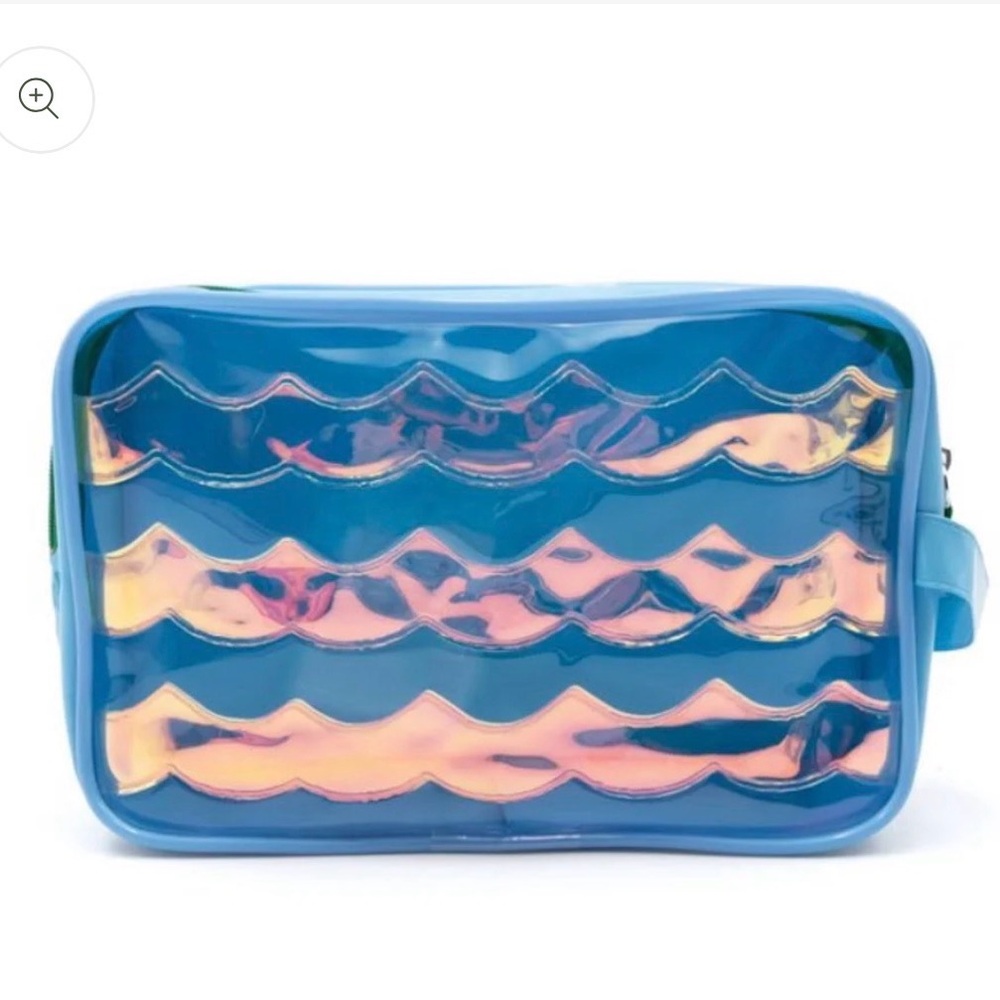 Ocean waves wet dry cubes 3